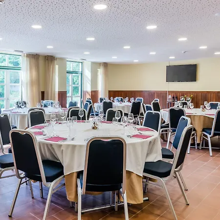 Konukevi Sarrazola House Colares