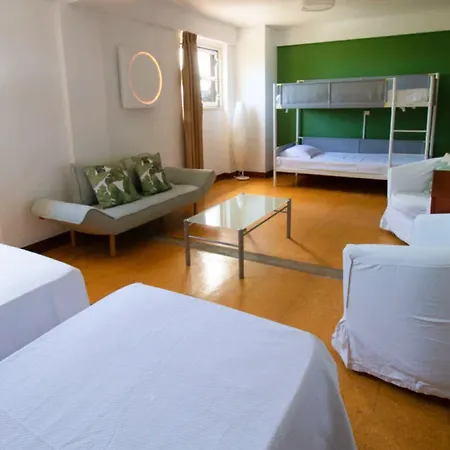 Sarrazola House Konukevi