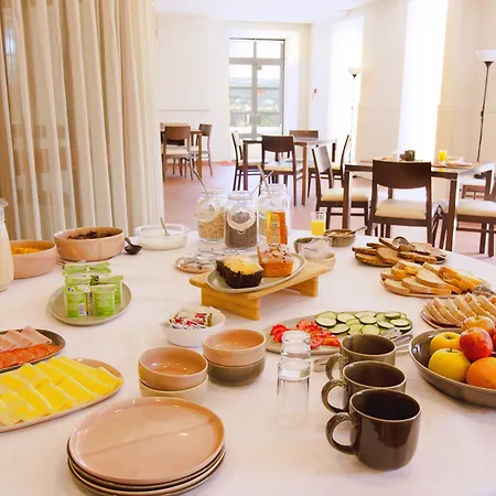 招待所 Sarrazola House