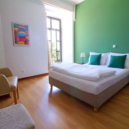 Sarrazola House 게스트하우스