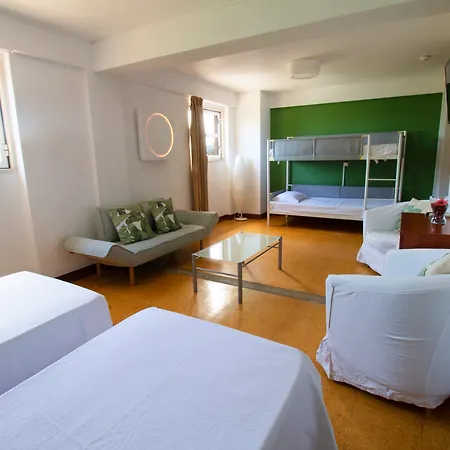 Sarrazola House 콜라레스