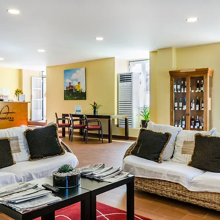 Sarrazola House 3* 콜라레스