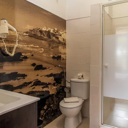 Sarrazola House Affittacamere Colares