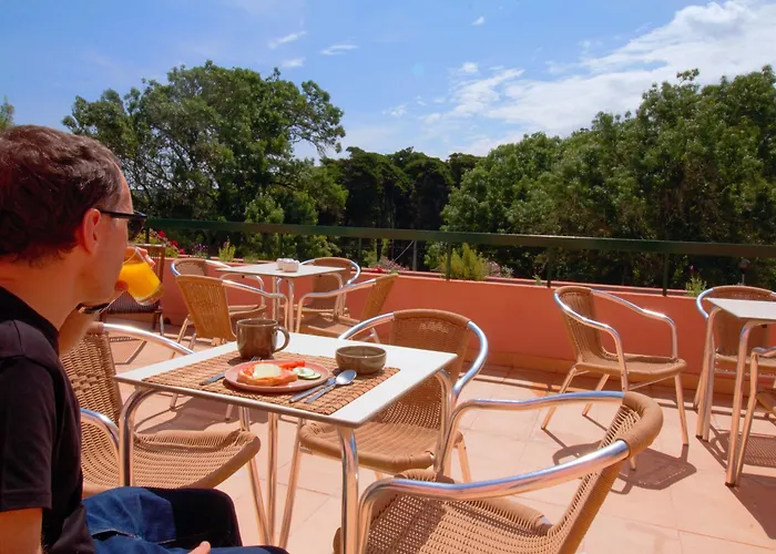 Casa de hóspedes Sarrazola House 3*