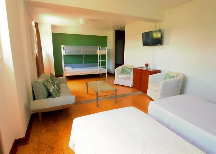 Sarrazola House Casa de hóspedes Colares