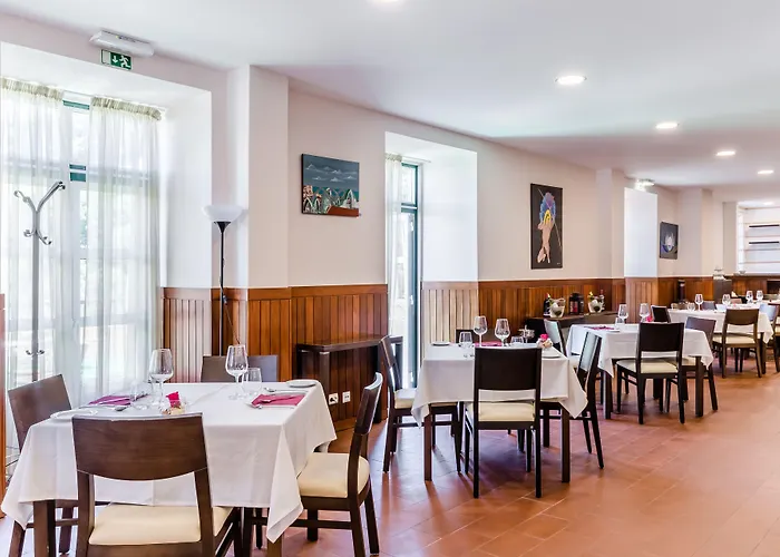 Casa de hóspedes Sarrazola House Colares